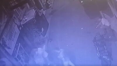 İstanbul’un ilçesi Beyoğlu’nda çay ve su satışı nedeniyle çıkan tartışmada