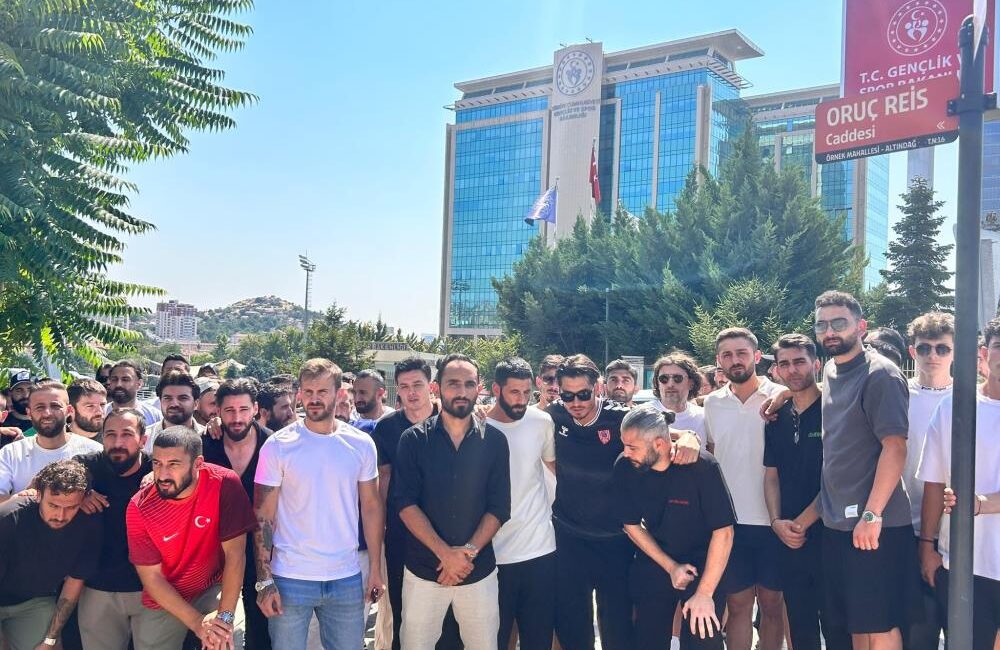 Türkiye Futbol Federasyonu'nun (TFF) 3. Lig için aldığı 25 yaş