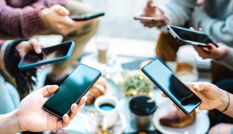 Ekran görüntüsü 2023-11-25 231713