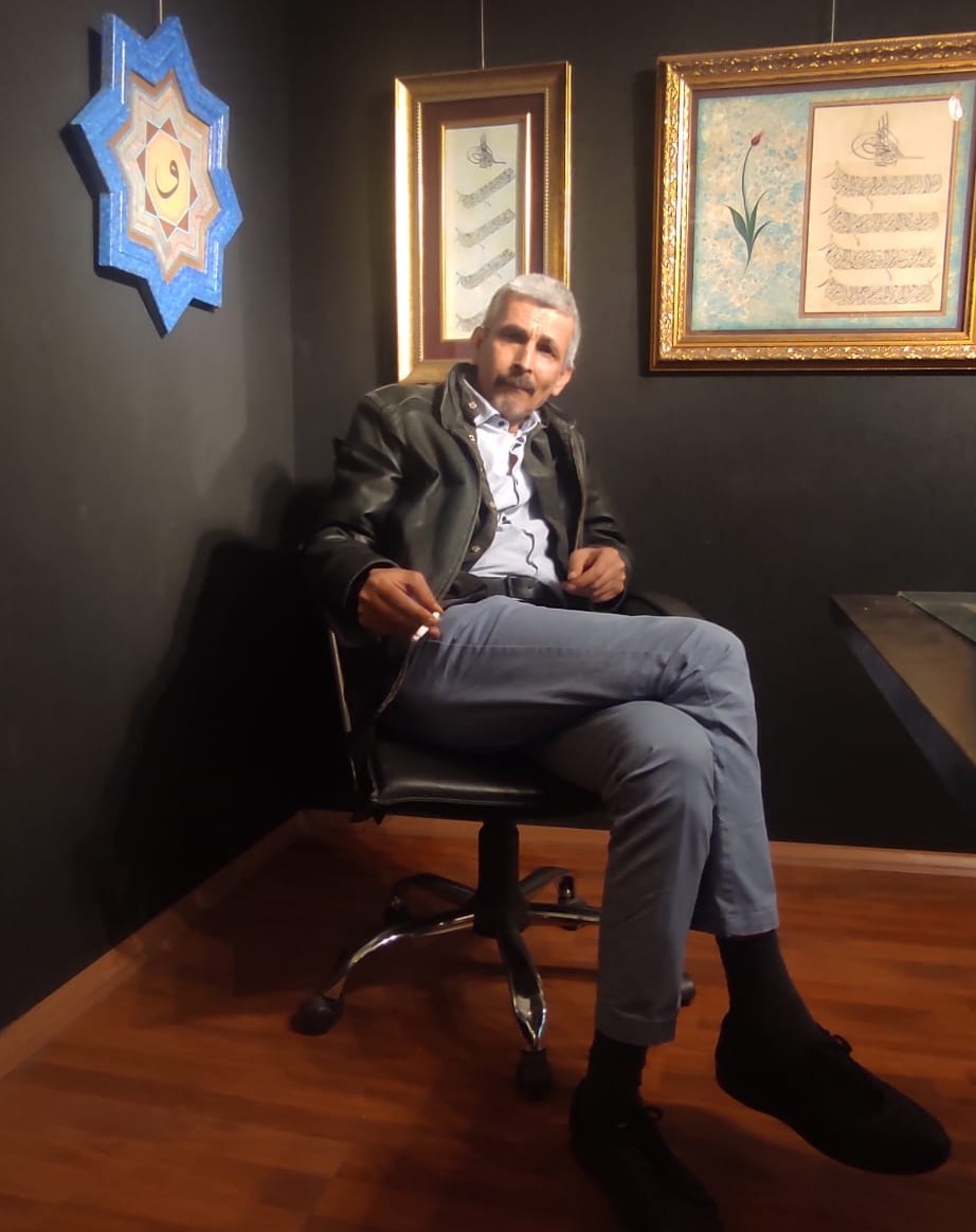 Sırlı Süleyman Efendi Zeytinburnunda Hezarfen Hasan Dervişin Atölyesinde. Fotoğraf Mahmut Şahin