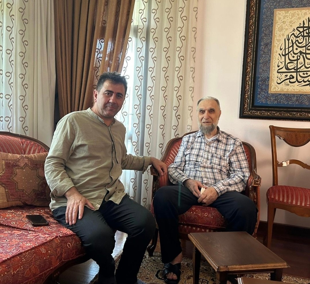 Hattat Müzehhip Hanifi Dursun, Hocası Hasan Çelebi Üstad Ile