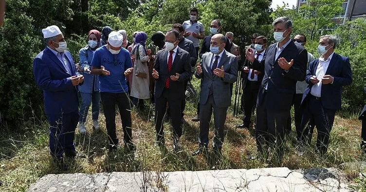 Bü Güney Kampüs’te Şehitlik Dergâhı’nda Düzenlenen İstanbul’un Fethinin 568’Inci Yıldönümü Etkinliğine Ilişkin Sabah Gazetesi Haberden Bir Fotoğraf.