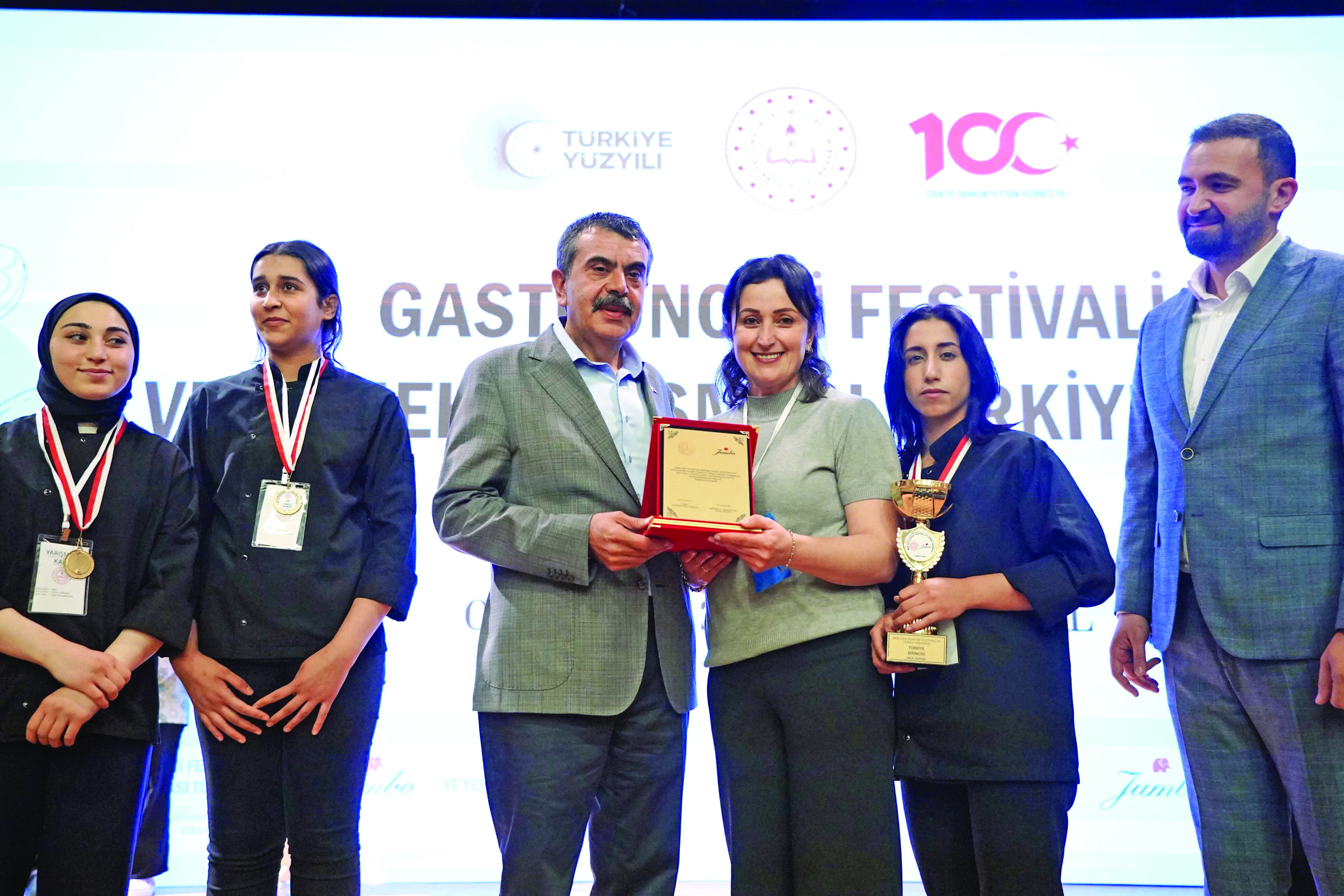 Whatsapp Image 2024 05 05 At 00.01.42 (1)