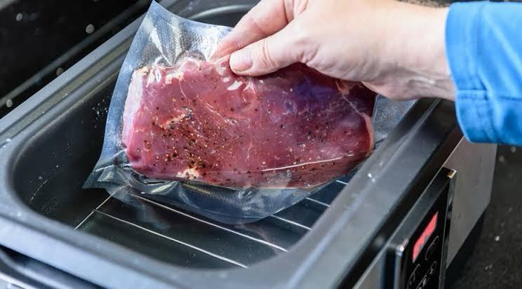 E6E8A205 C93F 449B Bc2E 4728B54706F3