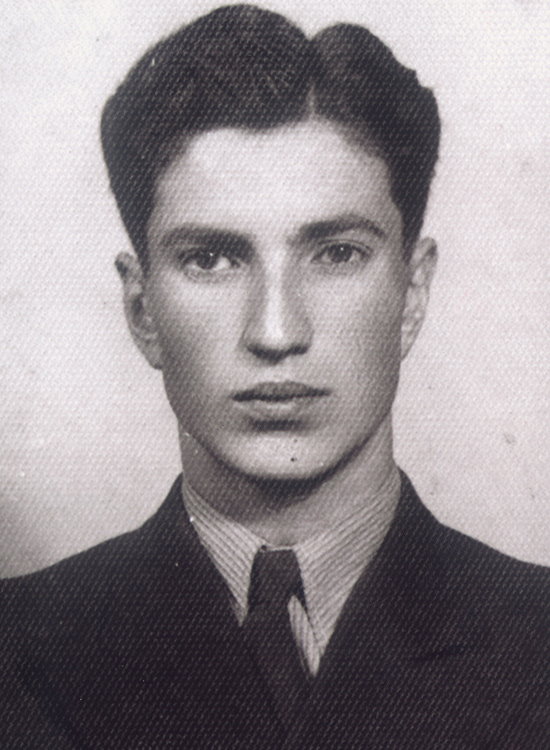 Sabri Ülker Gençlik Yıllarında