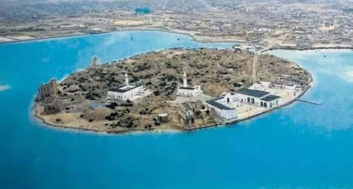 Edf8E396 A7F3 4052 9072 A49Ad09B8226