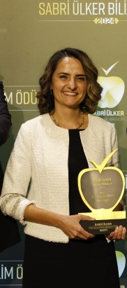 Dr, Aydan Bulut Karslıoğlu