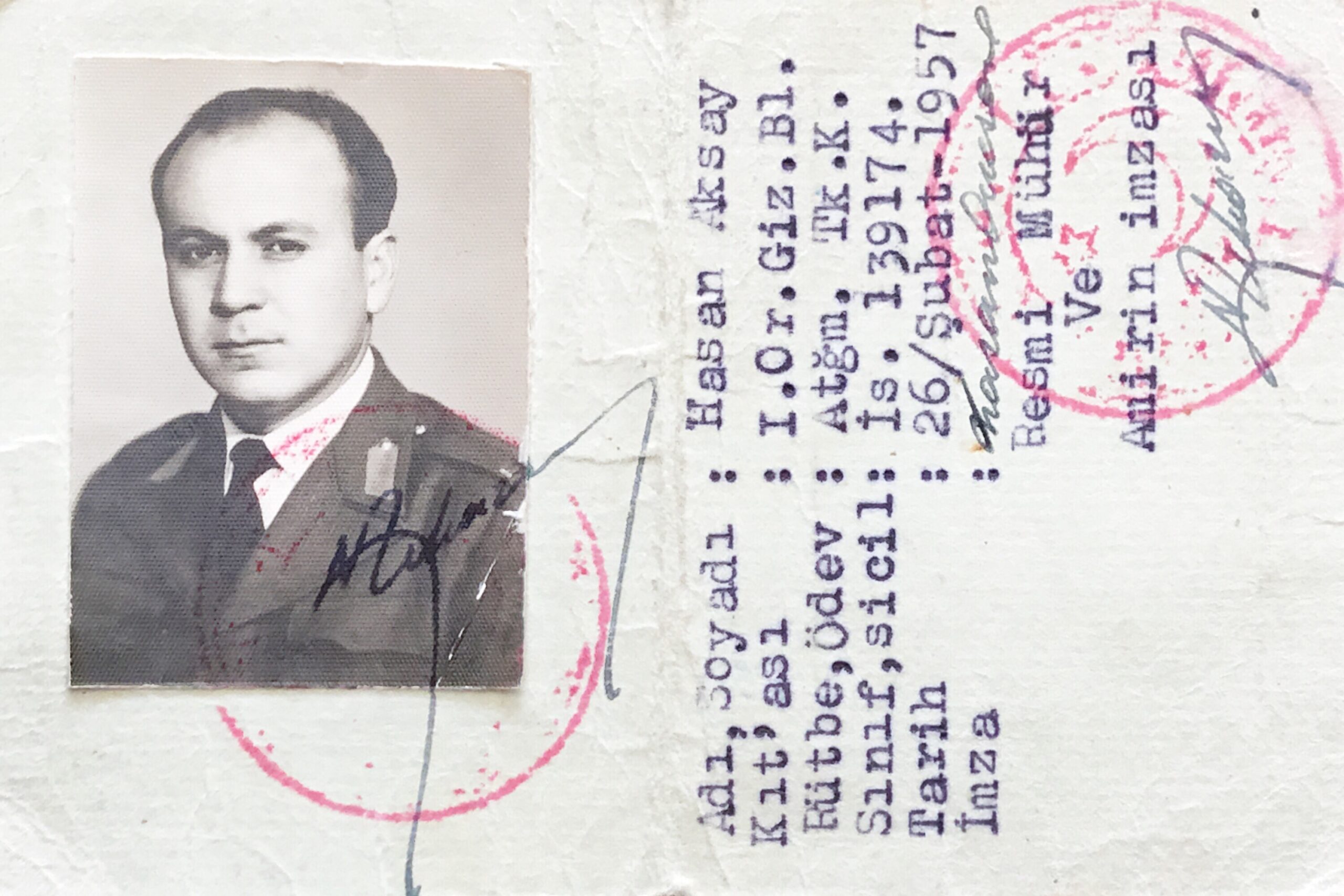 Hasan Aksayın Yedeksubay Kimliği. İstanbul 1957