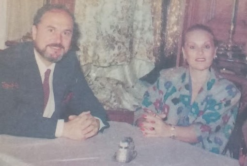 Ender Nursen Kitapçı.jpeg