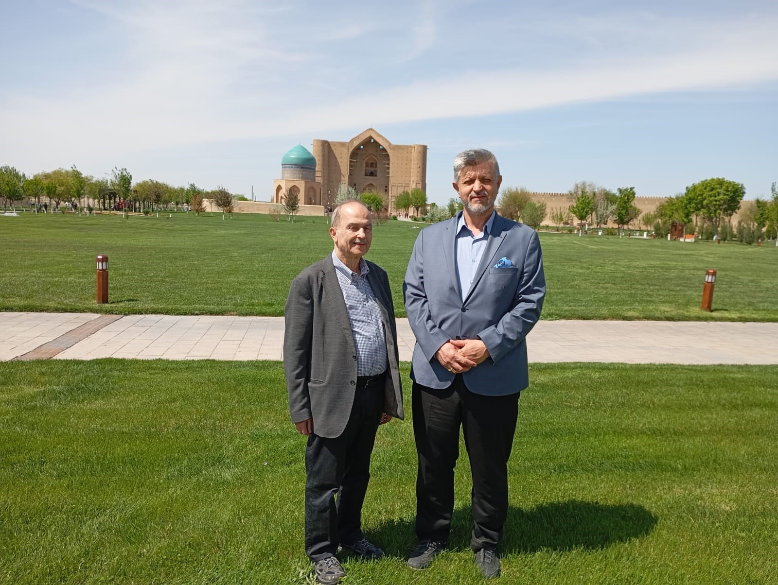 Mustafa Vefa Çelebi Ve Yazarımız İbrahim Ethem Gören Türkistanda