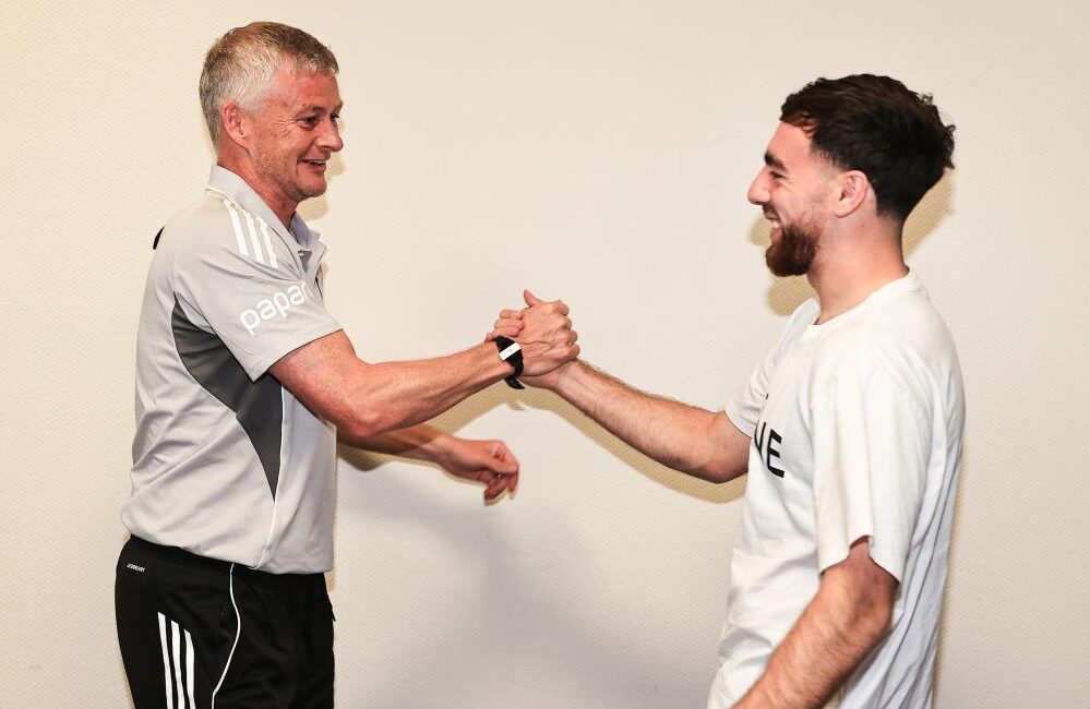 Beşiktaş'ta Başkan Serdal Adalı ve yeni transfer Orkun Kökçü, Futbol