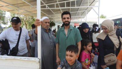 Esad rejiminin sona ermesinin ardından Kilis Öncüpınar Sınır Kapısı'nda Suriyeli
