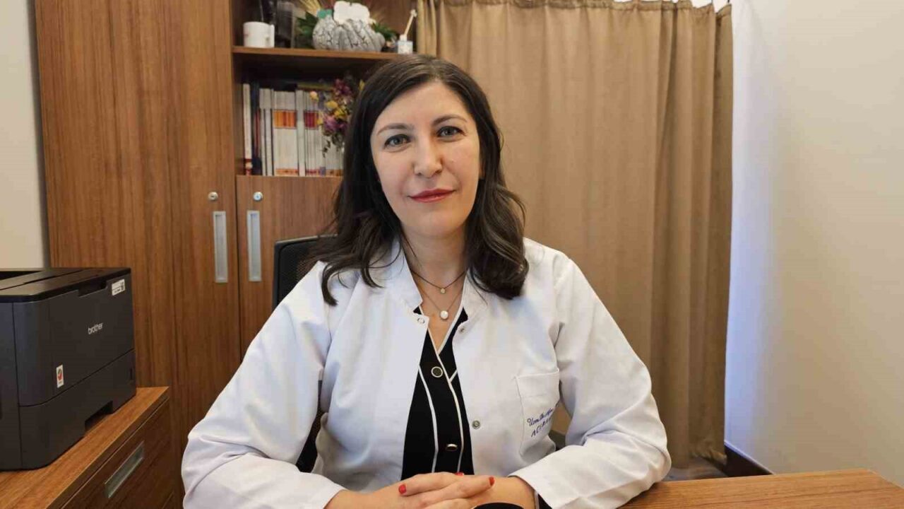 Dermatoloji Uzmanı Dr. Ayşe Özdemir; güneş yanıklarının daha çok açık
