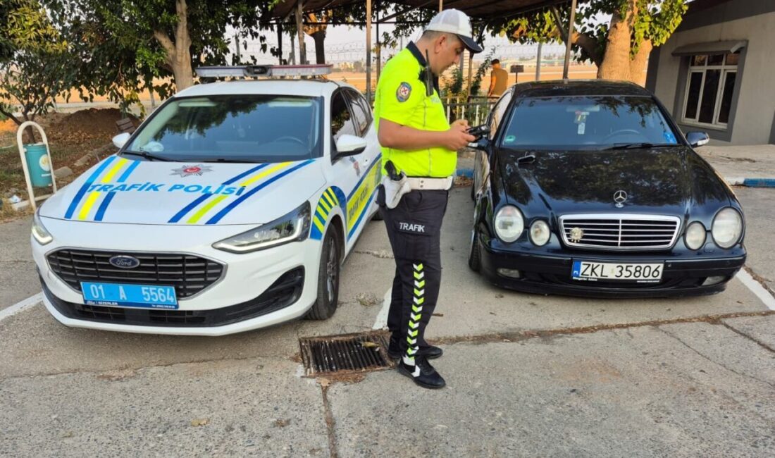 Adana'da trafik güvenliğini tehlikeye düşüren ve çevreye rahatsızlık veren gelin