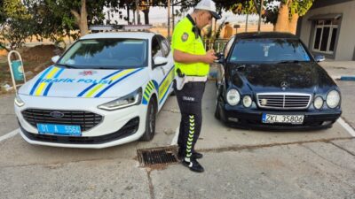 Adana'da trafik güvenliğini tehlikeye düşüren ve çevreye rahatsızlık veren gelin