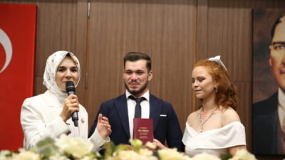 Aile ve Sosyal Hizmetler Bakanı Mahinur Özdemir Göktaş, Denizli'de çeşitli