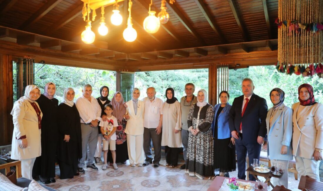  Aile ve Sosyal Hizmetler Bakanı Mahinur Özdemir Göktaş, "Aile Yılı"