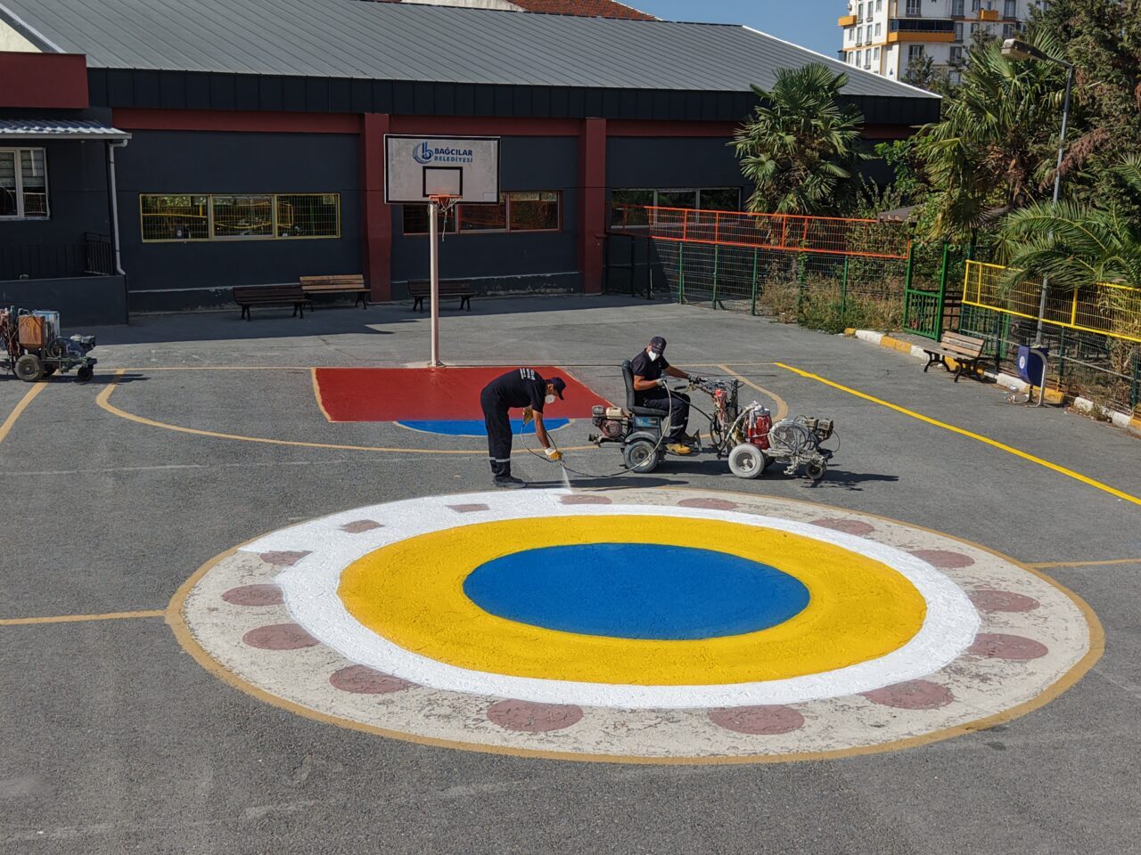 İstanbul'un Bağcılar Belediyesi, yeni eğitim öğretim yılına hazırlık kapsamında okul