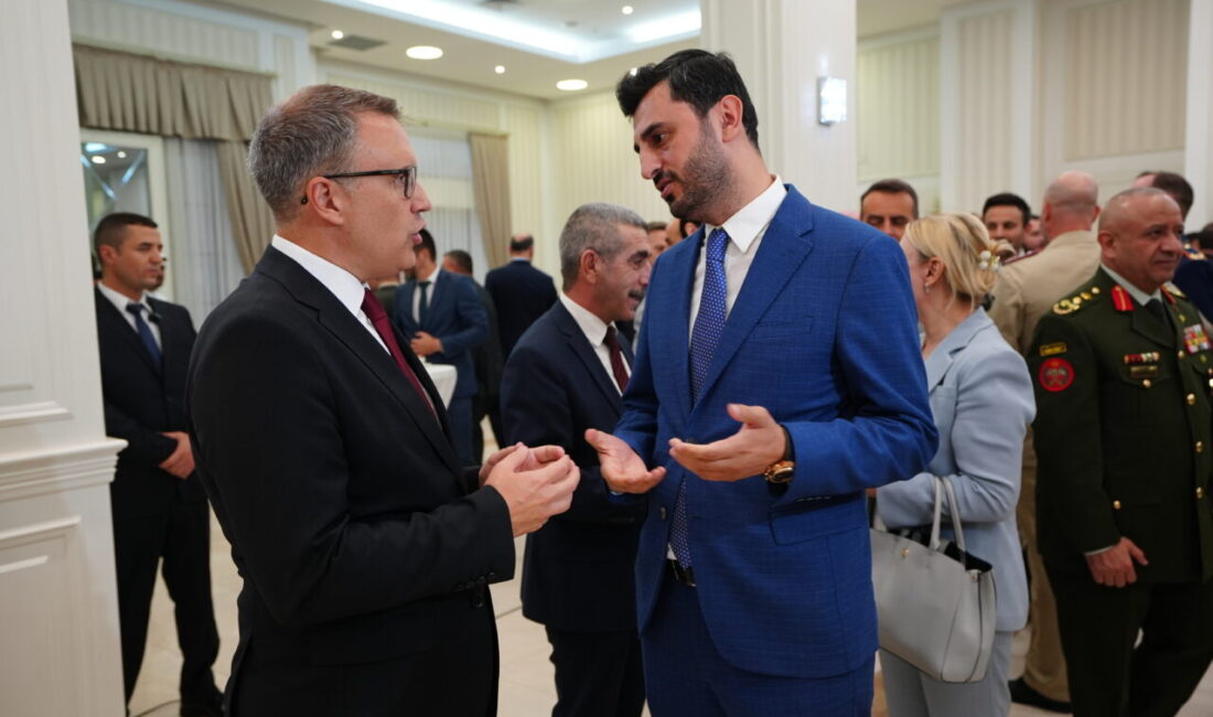  Irak'ın başkenti Bağdat'ta, 30 Ağustos Zafer Bayramı sıcak hava balonlarıyla