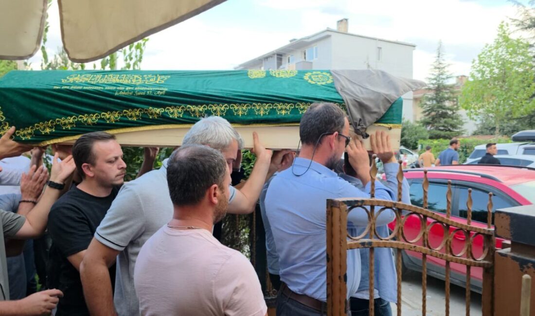 Bursa’nın İnegöl ilçesinde, özel kreşin havuzunda boğulma tehlikesi yaşayan ve