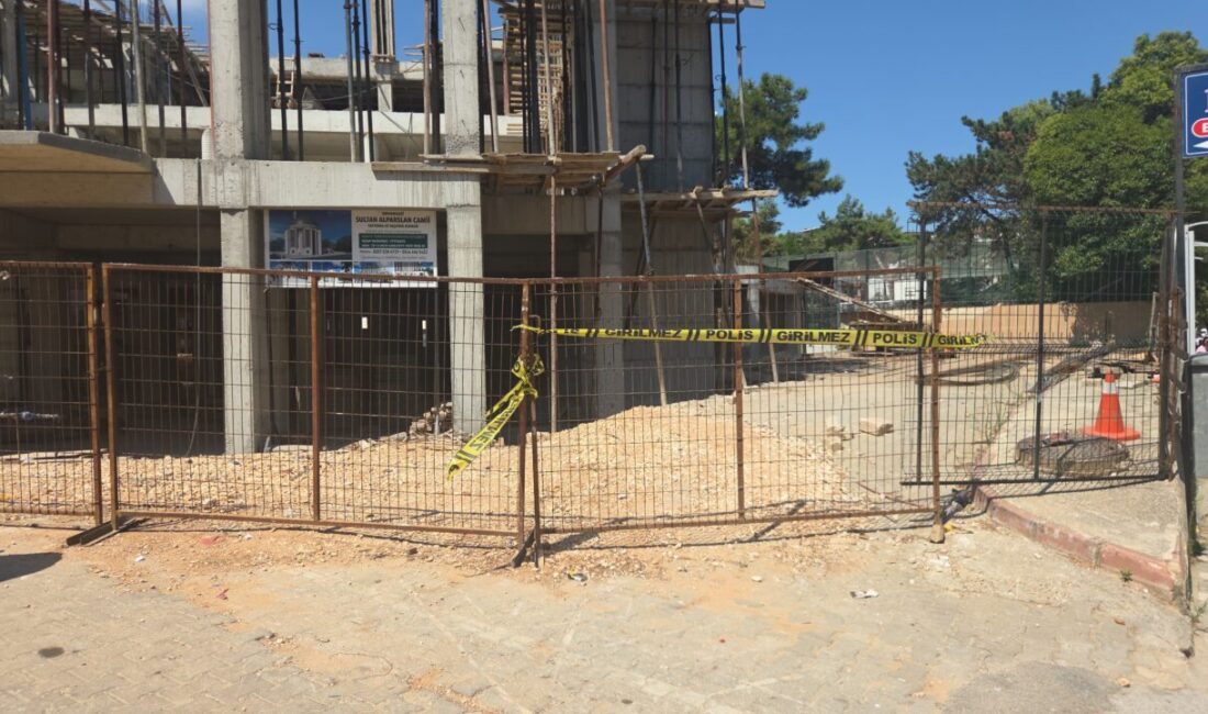 Bursa'nın Orhangazi ilçesinde inşaattan düşen işçi hayatını kaybetti.