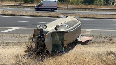  Çankırı'nın Çerkeş ilçesinde şarampole devrilen hafif ticari araçtaki 2'si çocuk