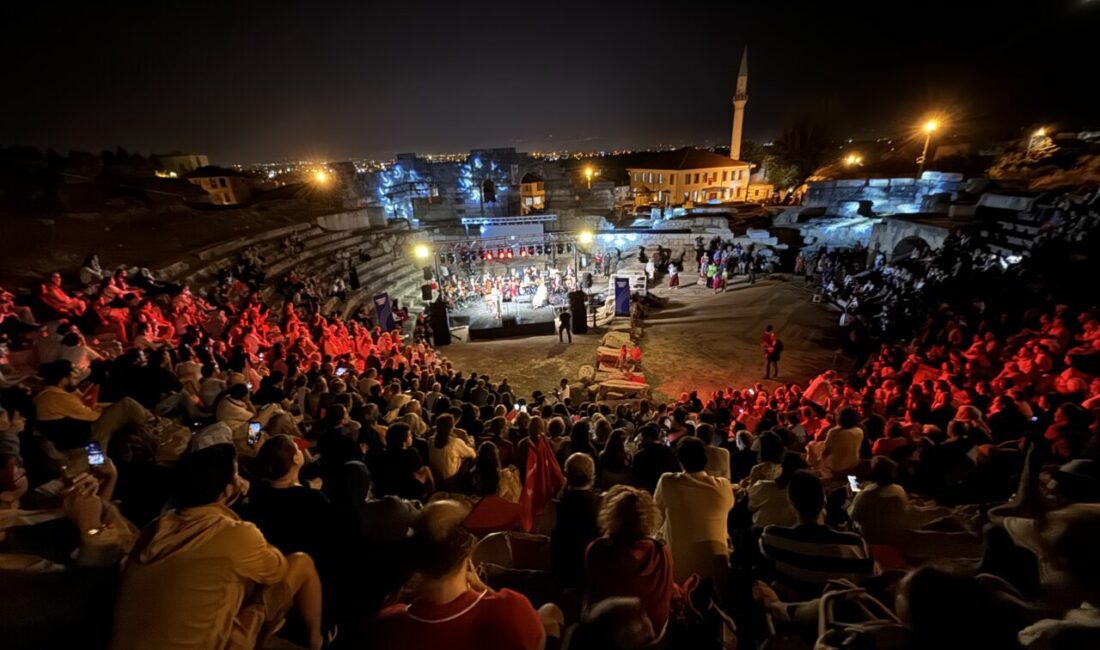 Düzce'deki Prusias ad Hypium Antik Kenti'nde 30 Ağustos Zafer Bayramı'nın