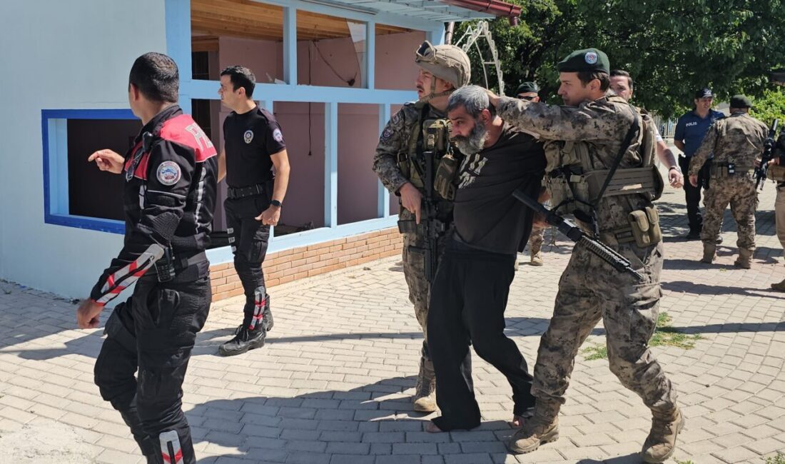 Erzincan'da çıkan silahlı kavgada 1 kişi öldü, 1 kişi yaralandı.