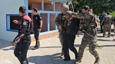 Erzincan'da çıkan silahlı kavgada 1 kişi öldü, 1 kişi yaralandı.