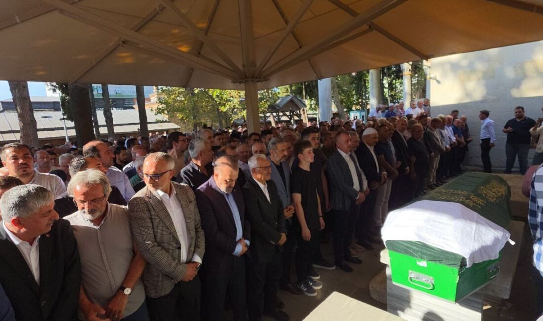 Rahatsızlığı nedeniyle bir süredir tedavi gördüğü hastanede 54 yaşında hayatını