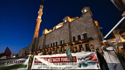 Filistin'e Destek Platformu üyeleri, "Gazze'nin Zaferi İçin Duaya Davet" programı