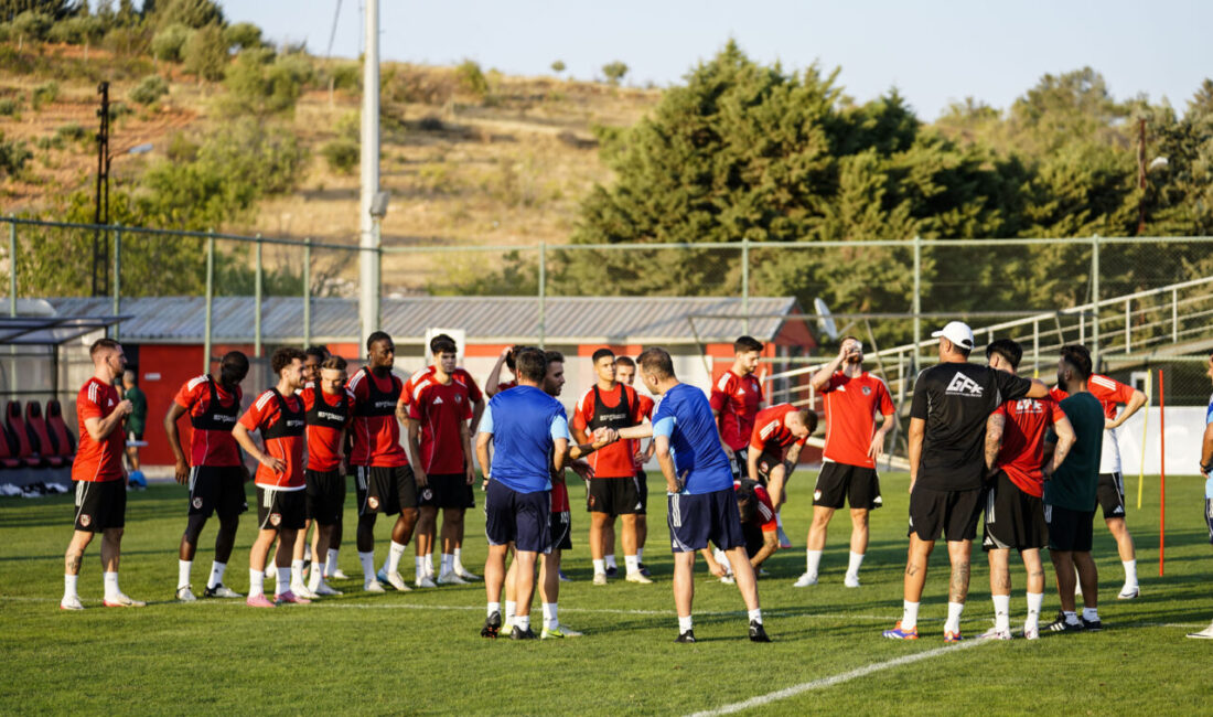  Gaziantep FK, deplasmanda Kasımpaşa ile yapacağı maçın hazırlıklarını sürdürdü.