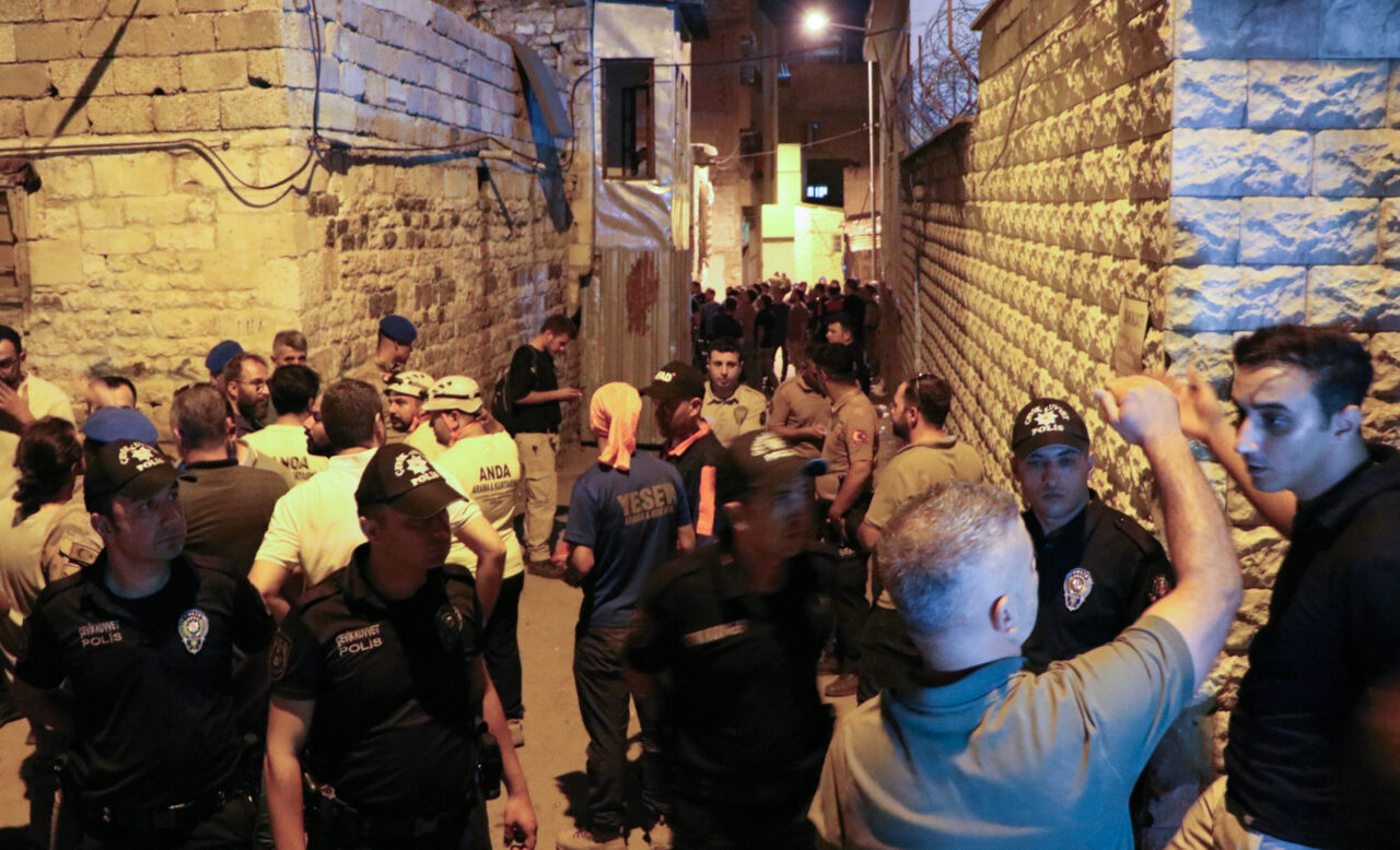 Kilis'te kaybolan 2 yaşındaki kız çocuğunun cesedi su kuyusunda bulundu.