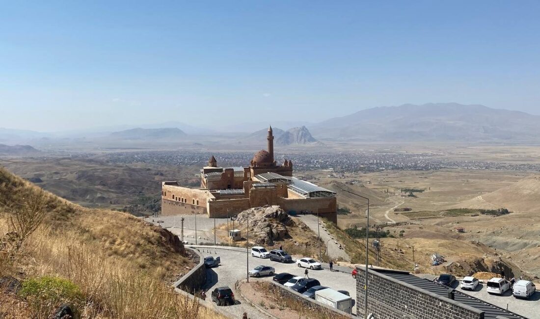  Ağrı'nın Doğubayazıt ilçesinde UNESCO'nun Dünya Miras Geçici Listesi'nde yer alan