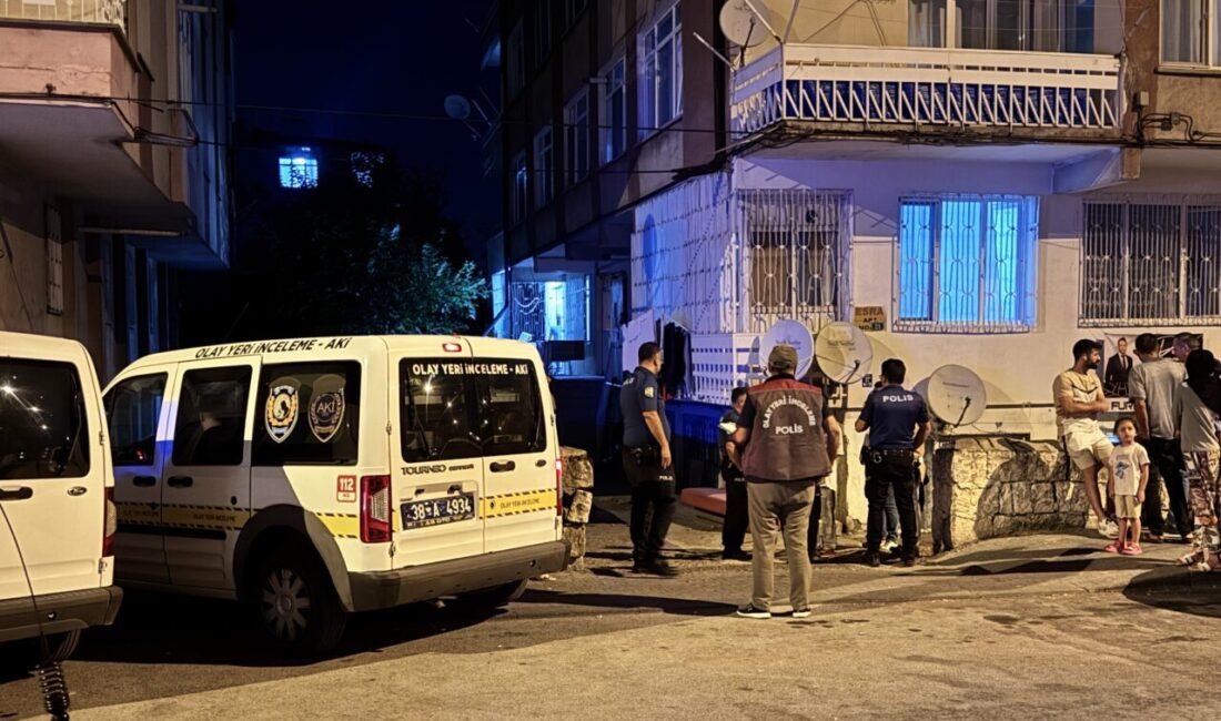  Kayseri'nin Kocasinan ilçesinde eski eşi tarafından bıçaklanan kadın ağır yaralandı.