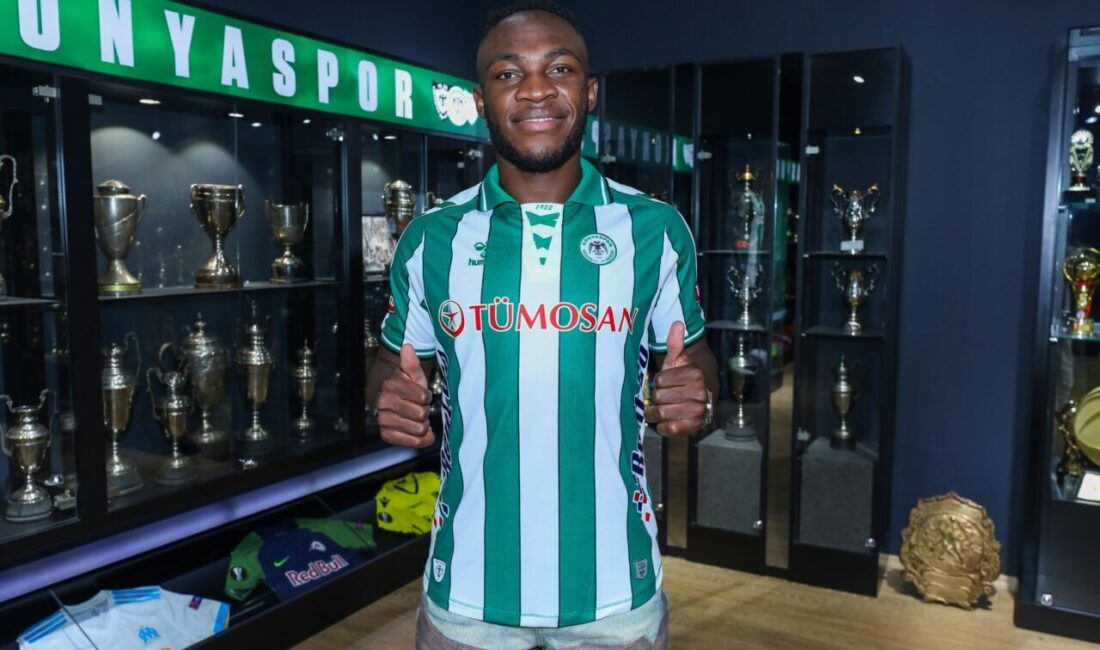  Trendyol Süper Lig ekiplerinden Konyaspor, Demokratik Kongolu futbolcu Jackson Muleka'yı