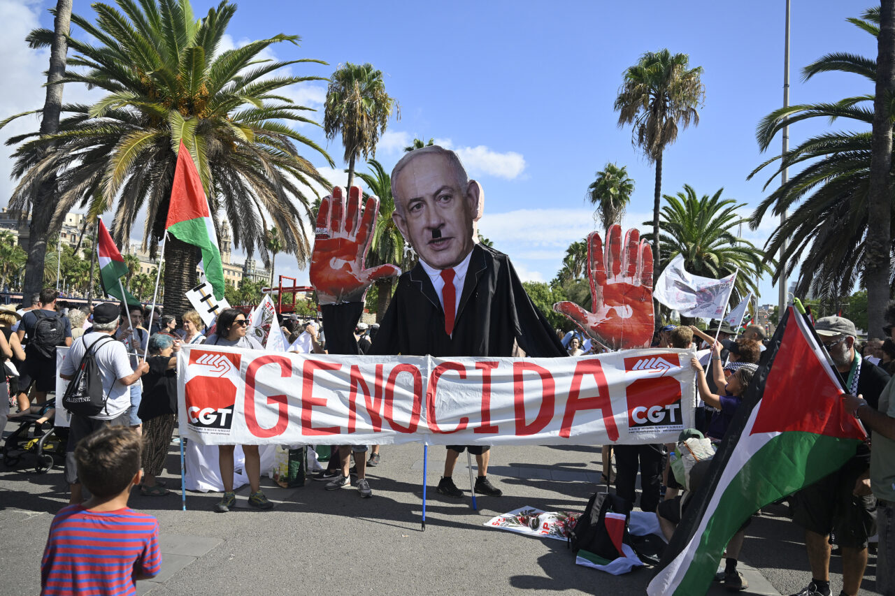 Filistin ile dayanışma ve İsrail'in ablukasını kırmak için 44'ten fazla