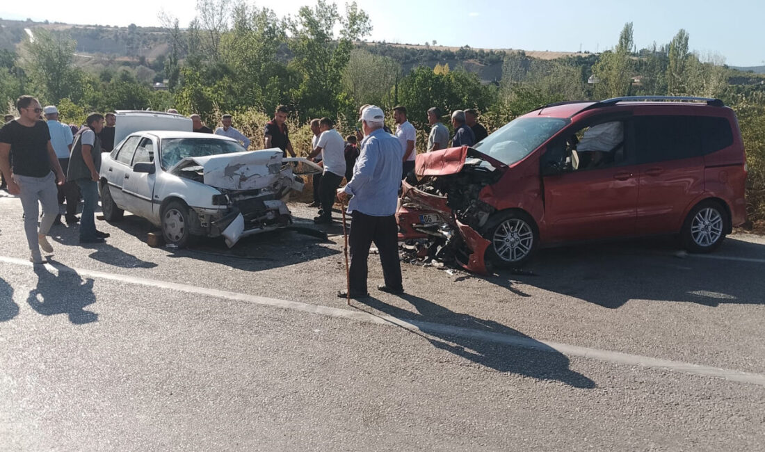 Samsun'un Vezirköprü ilçesinde iki otomobilin çarpışması sonucu 1 kişi hayatını