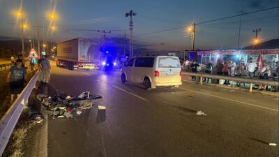 Samsun'un Alaçam ilçesinde, motosiklet ile elektrikli bisikletin çarpıştığı kazada 2