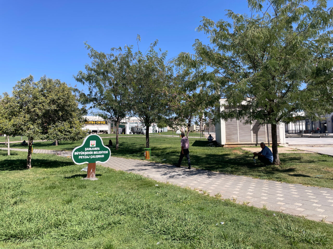 Türkiye'de sıcaklığın en yüksek ölçüldüğü kentlerden biri olan Şanlıurfa'da termometreler