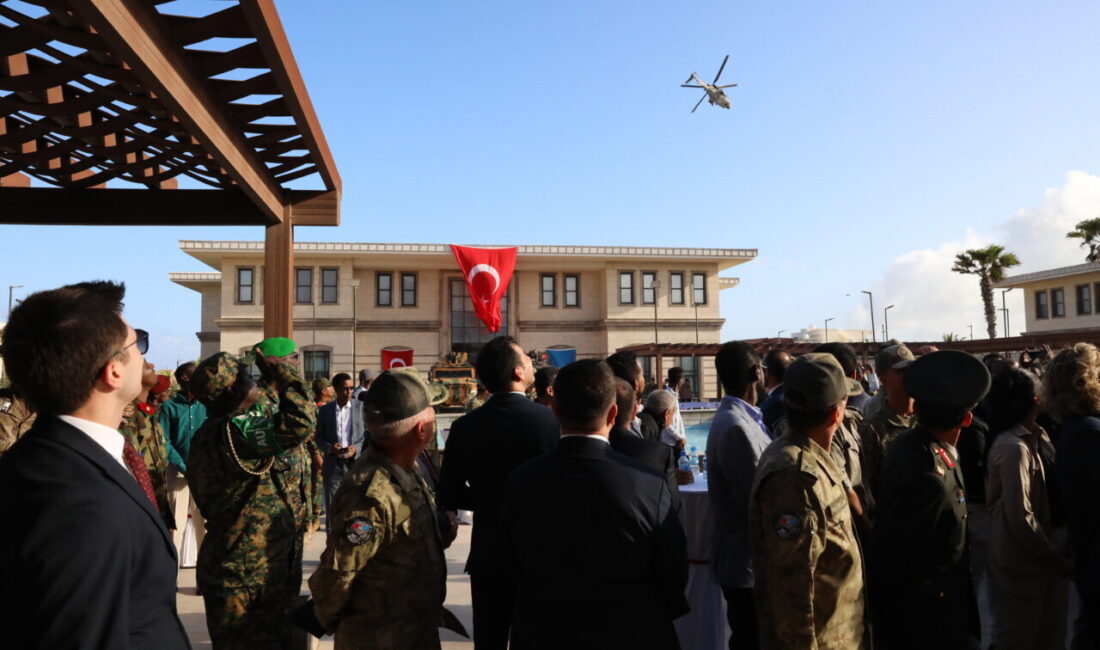 Türkiye'nin Mogadişu Büyükelçiliği, "30 Ağustos Zafer Bayramı" dolayısıyla Somali'de tören