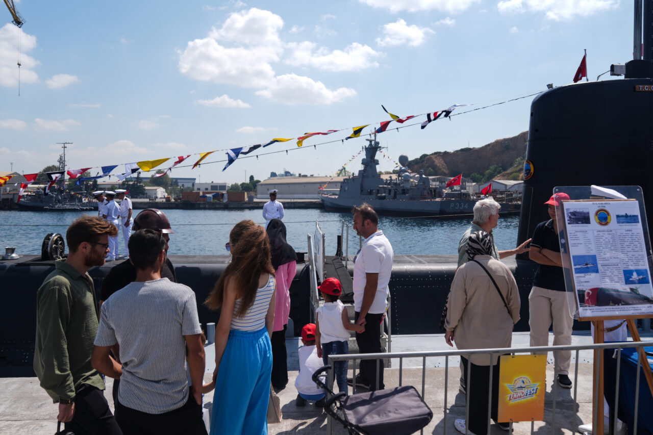  "TEKNOFEST Mavi Vatan" kapsamında ikinci gün itibarıyla halka açılan Türk