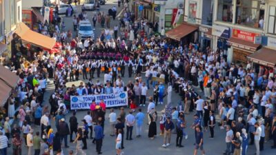 Trabzon'un Tonya ilçesinde bu yıl 22'ncisi düzenlenen "Tonya Tereyağı Kültür