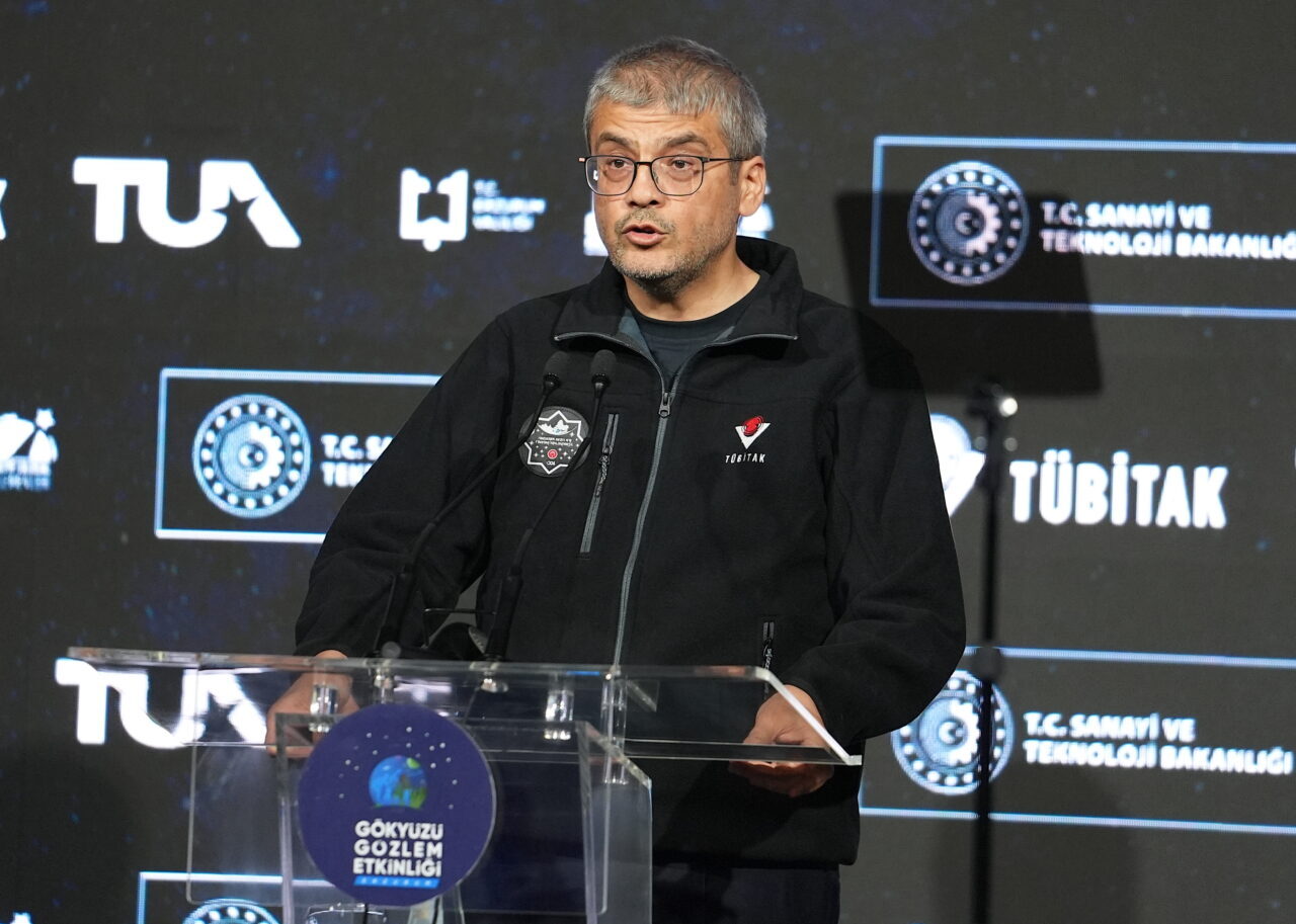  TÜBİTAK Başkanı Prof. Dr. Orhan Aydın, "Gençlerimize bilimi ve gökyüzünü