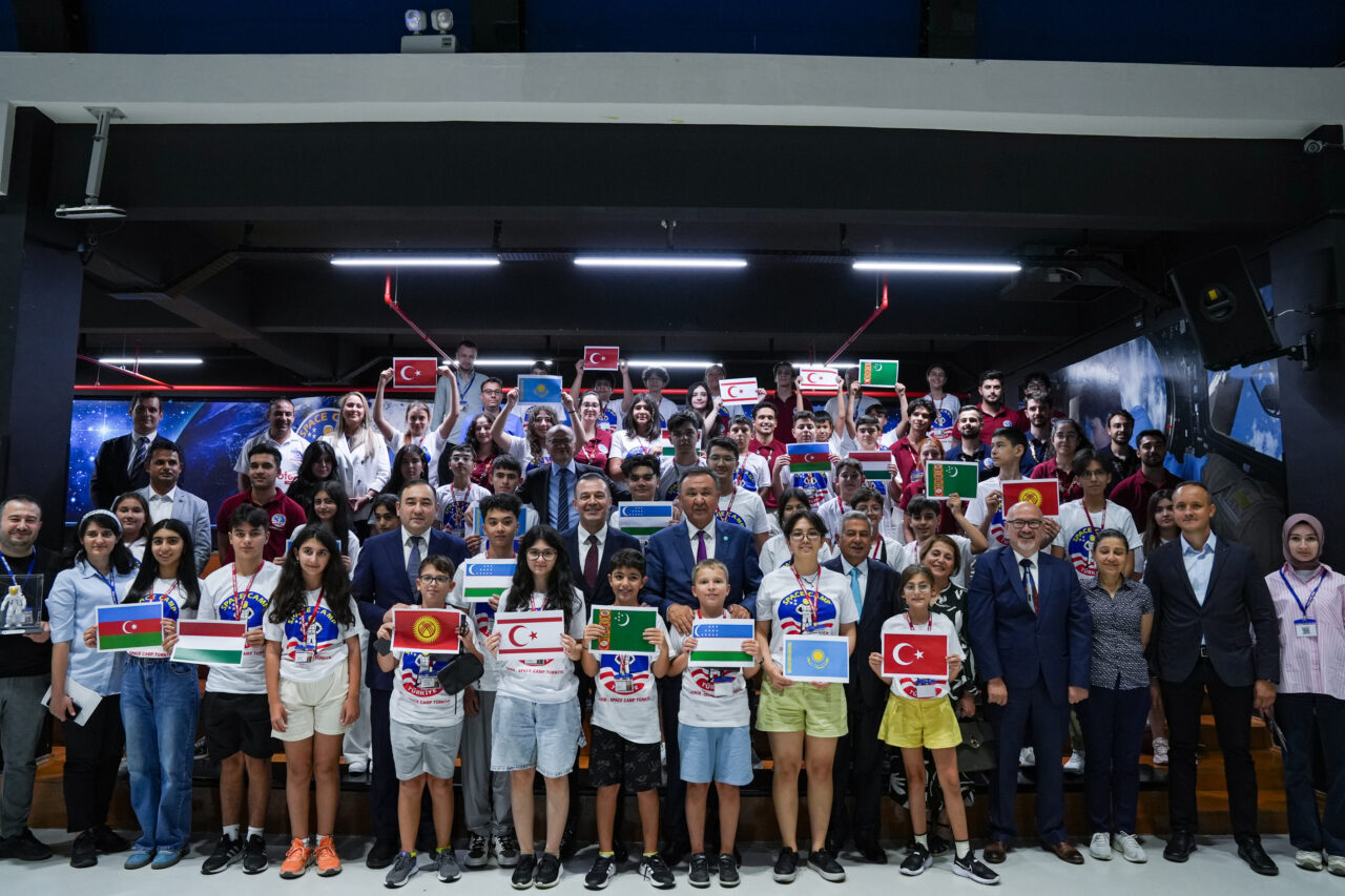 Türkiye Uzay Ajansı ve Uzay Kampı Türkiye işbirliğinde düzenlenen "TUA