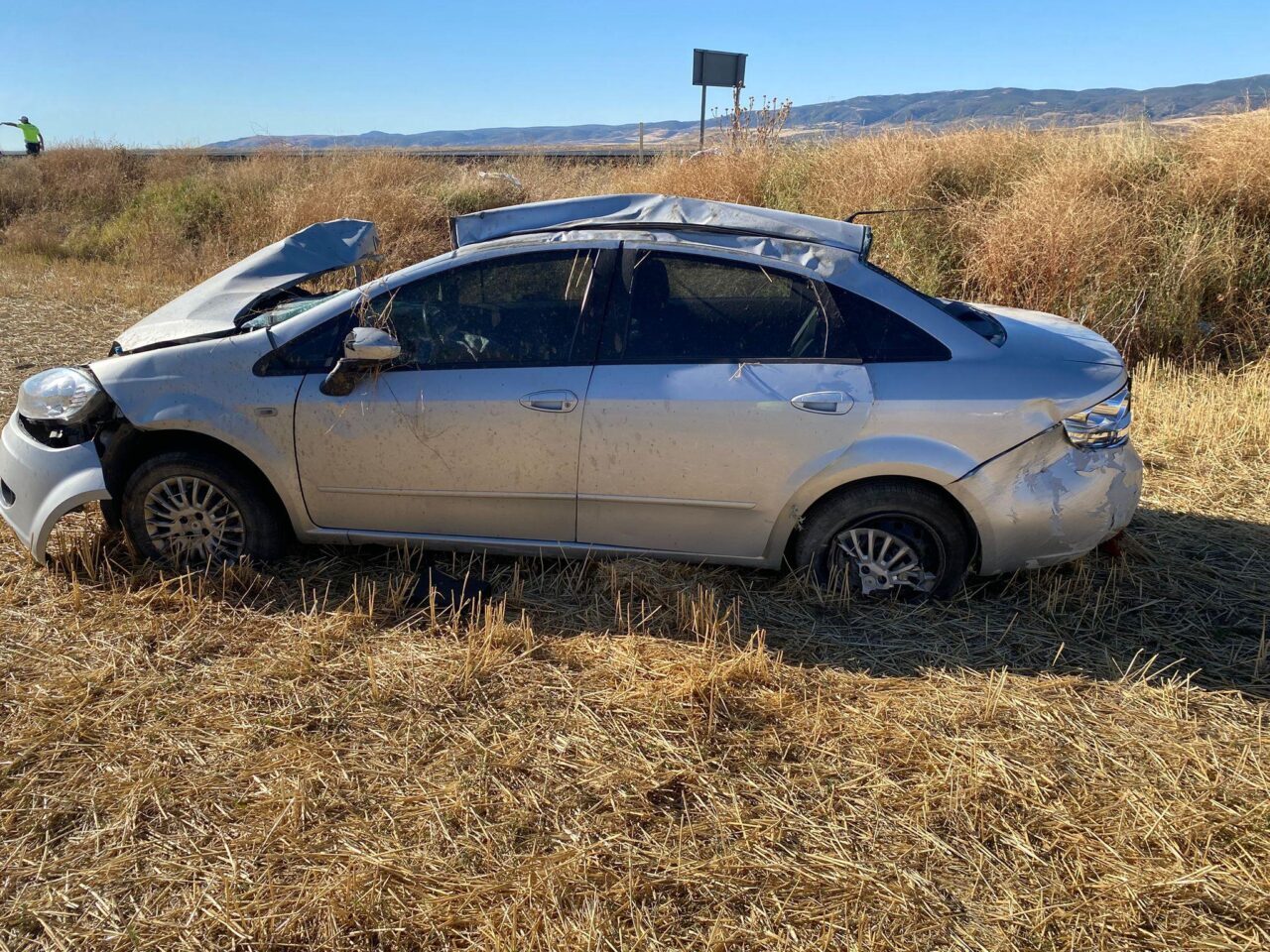  Yozgat'ın Yerköy ilçesinde otomobilin devrilmesi sonucu 1 kişi hayatını kaybetti,