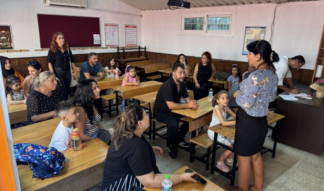 Adana ve Mersin'de okul öncesi ve ilkokul birinci sınıf öğrencilerine