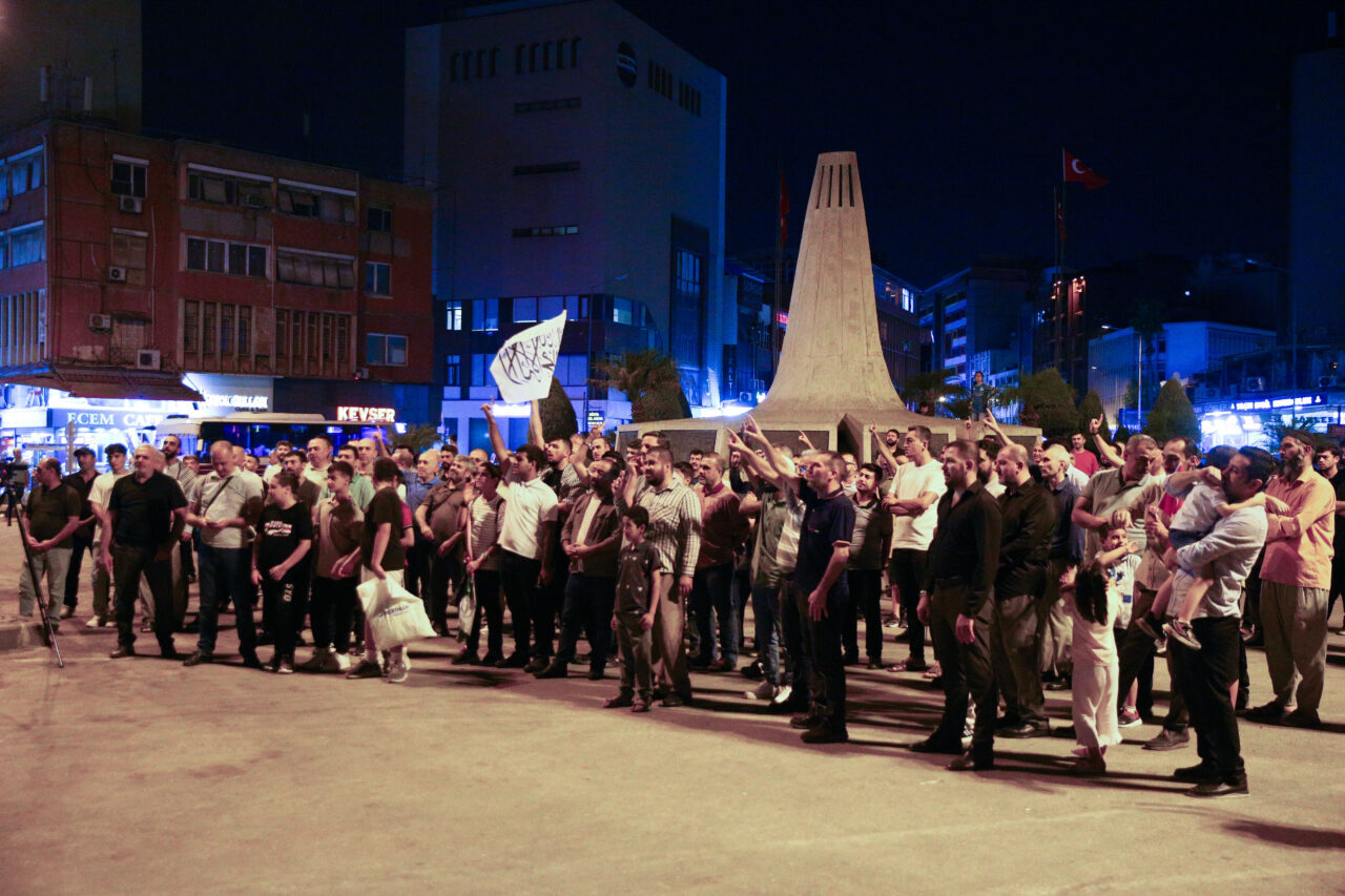 Adana'da Filistin'e ve Küresel Sumud Filosu'na destek için basın açıklaması