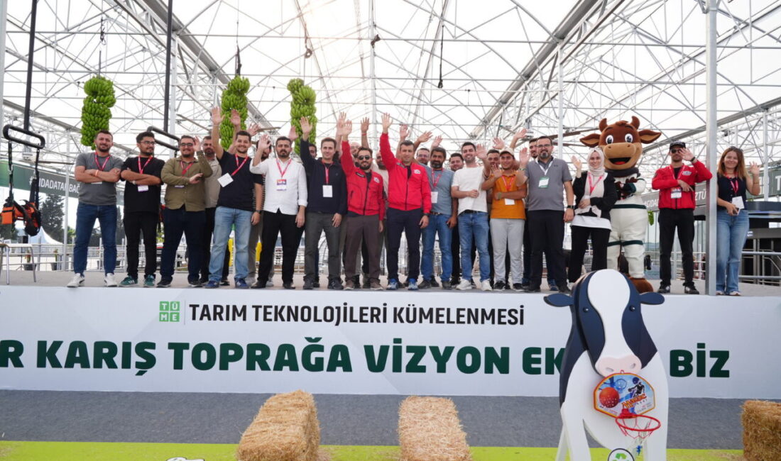  Tarım Teknolojileri Kümelenmesi (TÜME), TEKNOFEST'te akıllı ahır konseptiyle Türkiye'nin tarım