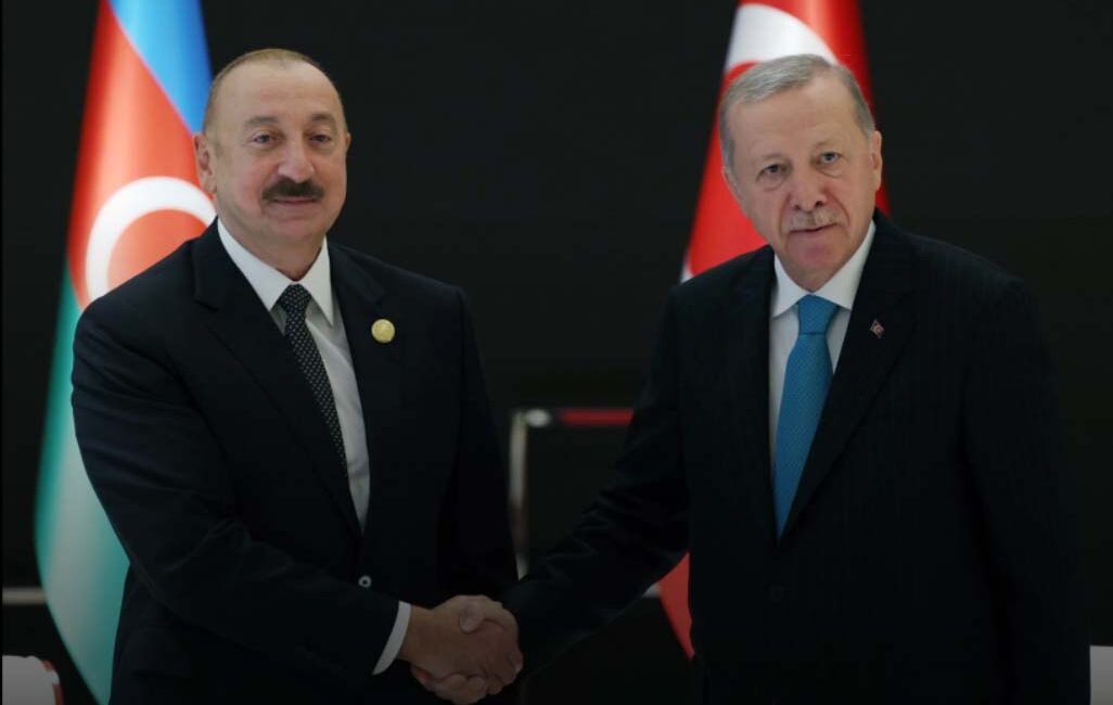 Cumhurbaşkanı Recep Tayyip Erdoğan, Azerbaycan Cumhurbaşkanı İlham Aliyev ile bir